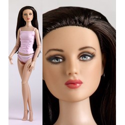 Antoinette Brunette Basic Doll 2012