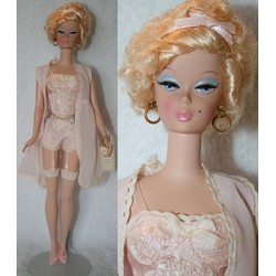 My Favourite Doll - Lingerie #4 Barbie 2002 Display Doll
