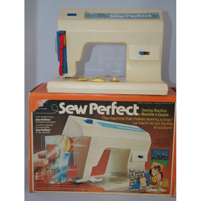 My Favourite Doll Sew Perfect Barbie Sewing Machine