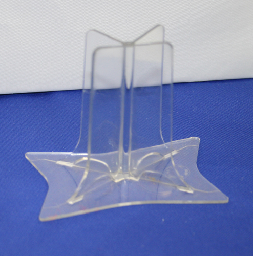 plastic barbie doll stands